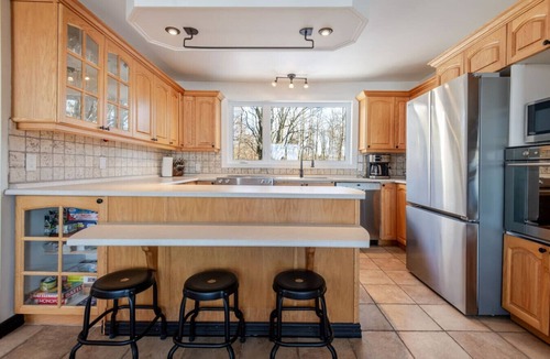 Saint-Andre-d'Argenteuil Ski Chalet | Chalet Blanc/Lakefront/Private SPA/Pool Table