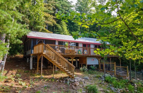 Madawaska Valley Cottage | Idyllic island cottage on pristine Paugh Lake