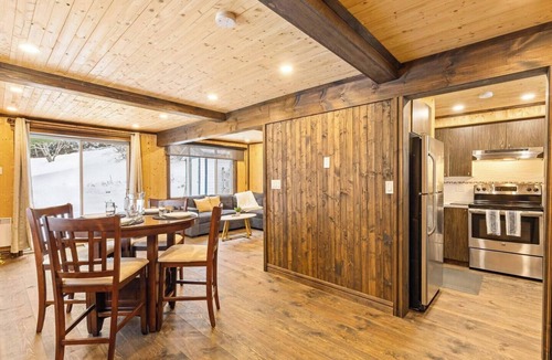 Sainte-Lucie-des-Laurentides Cabin | Cabine du Lac - Lakeview, Fire Pit & Stargazing