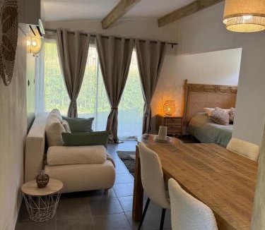 Saint-Etienne-Vallee-Francaise House | Cabrespic - Gîtes authentiques en Cévennes