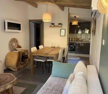 Saint-Etienne-Vallee-Francaise House | Cabrespic - Gîtes authentiques en Cévennes