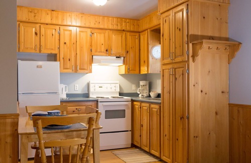 Glenburnie-Birchy Head-Shoal Brook Cottage | Middle Brook Cottages & Chalets