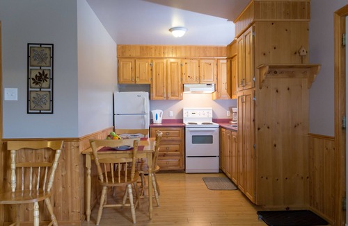 Glenburnie-Birchy Head-Shoal Brook Cottage | Middle Brook Cottages & Chalets