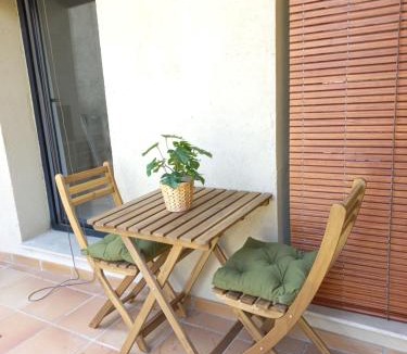 Besalu Apartment | Ca l'Eudald 2, Ideal para parejas con terraza