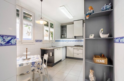 Masnou House | CA L'ORTÍ - BIG HOUSE FOR 14, TWO STEPS FROM THE BEACH AND 15 MIN FROM BARCELONA