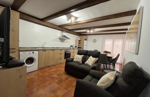Calig House | Ca la Beata