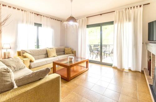 Quart Ski Chalet | Ca La Iaia – Casa con piscina y jardín