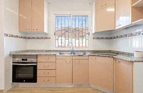 Banyeres del Penedes Ski Chalet | Ca La Lola