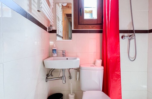 Esterri D'Aneu House | Ca La Rougvie