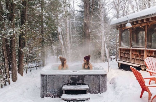 Labelle Ski Chalet | Vintage/Private SPA & Sauna/Lakeside
