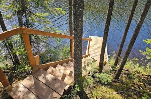 Saint Come House | Aurora | Lakefront | Hot tub | Fireplace