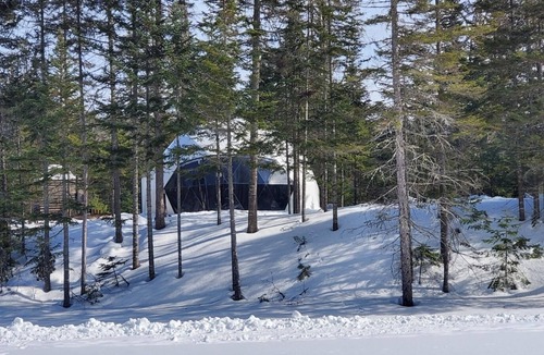 Saint Come House | Natura | Lakefront | Hot tub | Fireplace