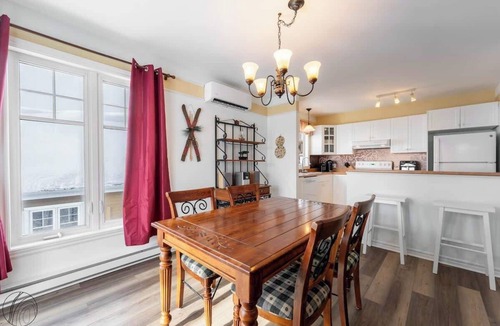 Saint Donat Condo | Condo Lac Archambault | Fireplace | beach access