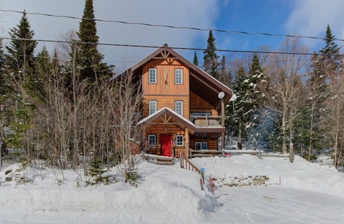 Notre-Dame-Auxiliatrice-de-Buckland Ski Chalet | Yéti-Rama | Spa privé au Massif du Sud