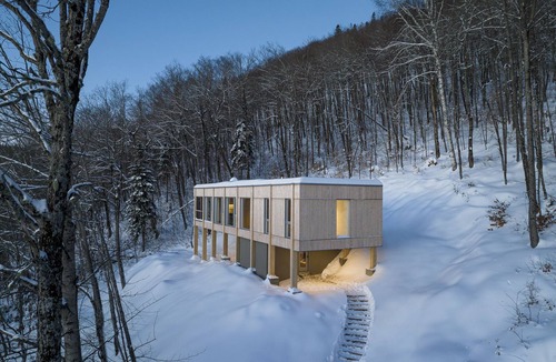 Petite-Riviere-Saint-Francois House | Tree house Chez Leon