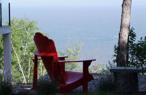 Petite-Riviere-Saint-Francois House | L'Aquitaine - Exceptional 180 degree view on the St-Lawrence River