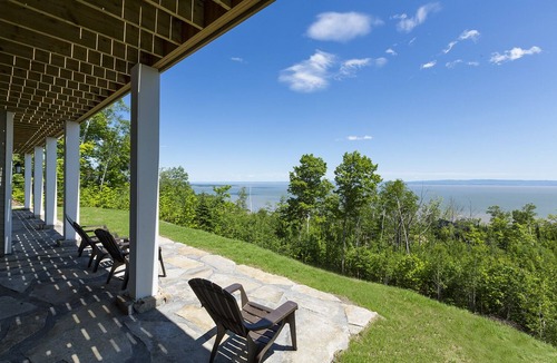Petite-Riviere-Saint-Francois House | L'Aquitaine - Exceptional 180 degree view on the St-Lawrence River