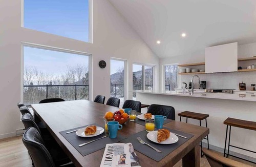 Petite-Riviere-Saint-Francois Ski Chalet | Le Chaleureux 61: River & Mountain Views