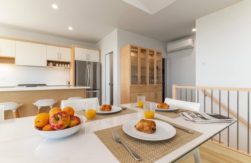 Petite-Riviere-Saint-Francois Ski Chalet | Vigie du St-Laurent 86: Stunning Views & Hot Tub