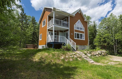 Petite-Riviere-Saint-Francois Condo | Calm and tranquility at your fingertips