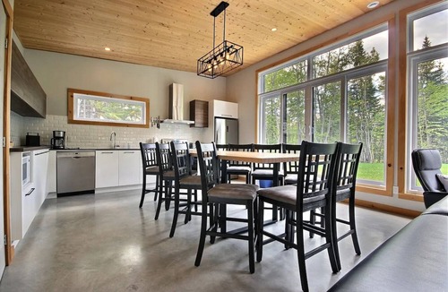 Petite-Riviere-Saint-Francois House | Tranquility, escape and relaxation in nature