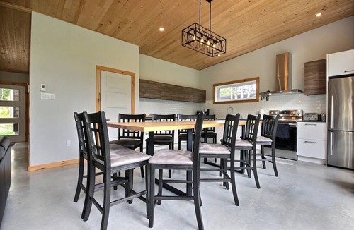 Petite-Riviere-Saint-Francois House | Tranquility, escape and relaxation in nature