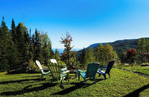Petite-Riviere-Saint-Francois Apartment | 3BR/2BA - Billiards, Spa, FP - Lower Unit