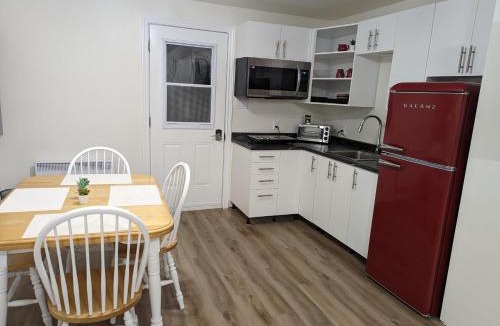 St-Francois-de-l'Ile-d'Orleans Apartment | Les Appartements de Belle-Maman