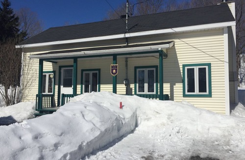 Saint-Laurent-de-l'ile d'Orleans Ski Chalet | Magnificent cottage on Île d'Orléans