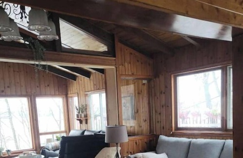 Saint-Laurent-de-l'ile d'Orleans House | Vrbo Property