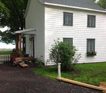 Saint-Laurent-de-l'ile d'Orleans Ski Chalet | La Maison du Cultivateur