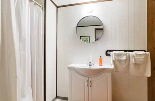 Saint-Laurent-de-l'ile d'Orleans Hotel | Motel Île d'Orléans