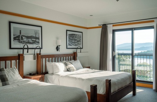 Sainte-Catherine-de-la-Jacques-Cartier Cabin | Station Touristique Duchesnay - SEPAQ