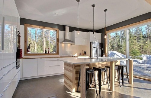 Sainte-Marguerite-du-Lac-Masson Ski Chalet | Le Panache: Bord de Lac, Spa, Table Billard