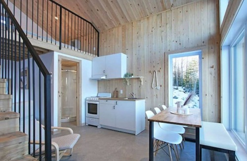 Sainte-Marguerite-du-Lac-Masson Cabin | Vrbo Property