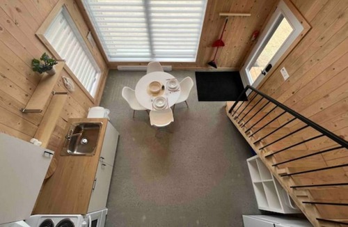 Sainte-Marguerite-du-Lac-Masson Cabin | Vrbo Property