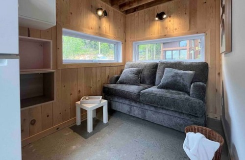 Sainte-Marguerite-du-Lac-Masson Cabin | Vrbo Property