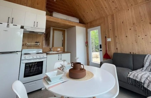 Sainte-Marguerite-du-Lac-Masson Cabin | Vrbo Property