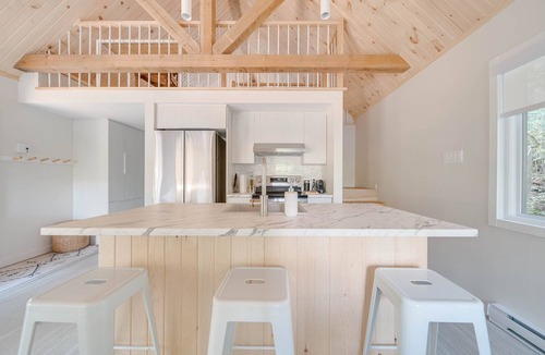 Sainte-Therese-de-la-Gatineau Ski Chalet | La Perle Bleue - Chalets M2