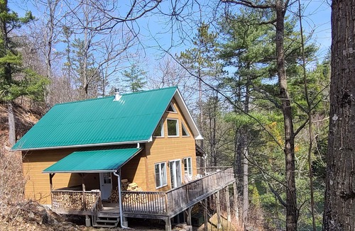 Bouchette Cottage | Lake Roddick aka Grand Lac Rond