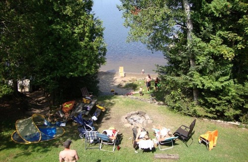 Farleys Corners House | Executive Lakefront Home - NEW HOT TUB !