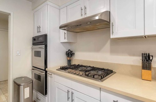 El Dorado House | CA4. Hot Tub, Mini Golf, Game Room & EV Charger