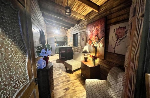 La Joya House | Cabaña típica los Pintores