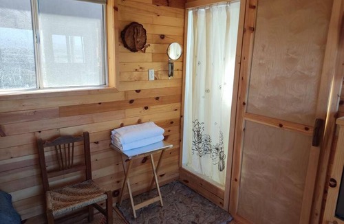 Maneadero Ski Chalet | Cabañita en Ecoproyecto ideal para parejas