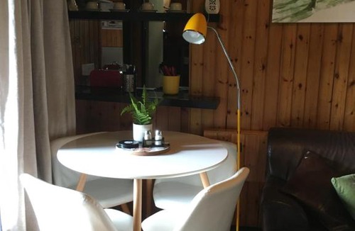 Cenarth Ski Chalet | Caban Cwtch