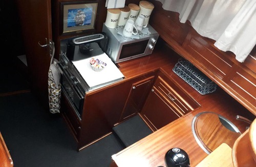 Flace Boat Rental | CABANA & Boat "Corus"