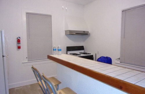 San Jacinto House | Cabana Boy - 3/2 2nd Floor Dog Friendly (Duplex)