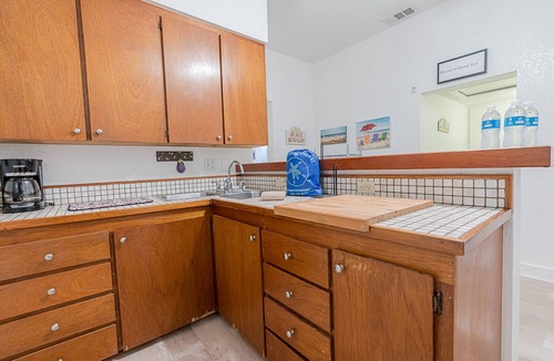 San Jacinto House | Cabana Boy - 3/2 2nd Floor Dog Friendly (Duplex)