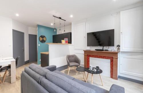 Pont-de-Vaux Apartment | Cabana & L'Ain, Lune & L'Eau