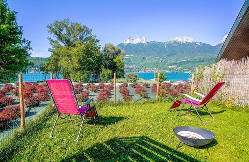 Duingt Apartment | Cabana & Les pieds dans l'eau